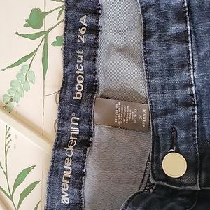 Avenue Size 26A Jeans with Detail on Pockets